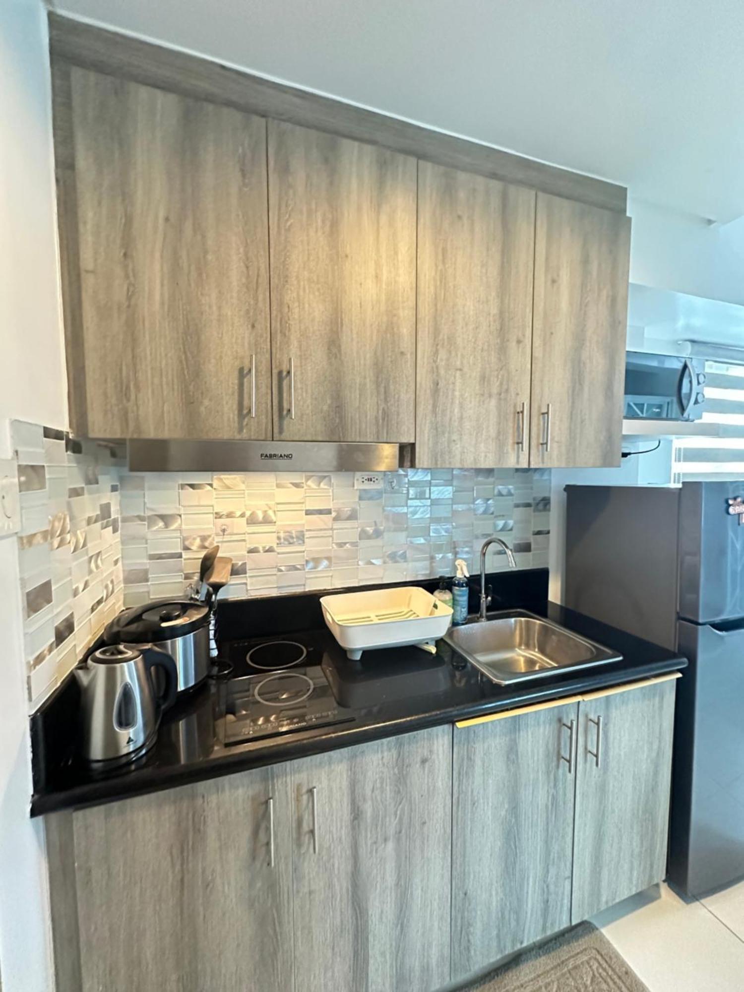 Chen'S Cozy 2Bedroom @ Coast Residences มะนิลา ภายนอก รูปภาพ